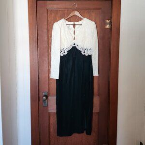 Scott McClintock Vintage Green Velvet Dress With Long Lace Sleeves